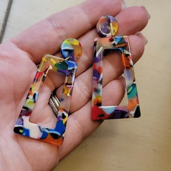 Rainbow Lucite Kaleidescope Style Drop Dangle Earrings, rectangle - Picture 3 of 3
